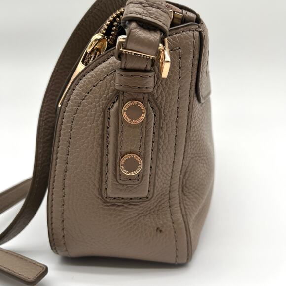 MARC JACOBS The Groove Leather Crossbody Bag, SOLD OUT EDITION, Taupe - Picture 5 of 11